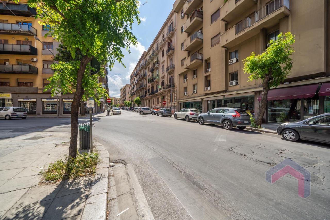 Le Rose Di Nonna Maria, Appartamento Di Lusso In Centro Citta 팔레르모 외부 사진